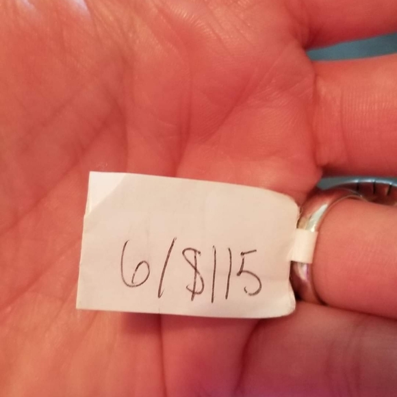 New Moonstone ring. Size 6 - Picture 3 of 3